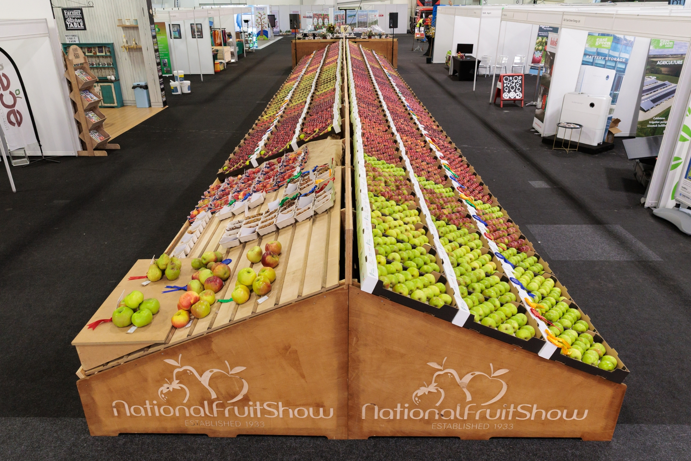 Central fruit competition display at the 92nd National Fruit Show